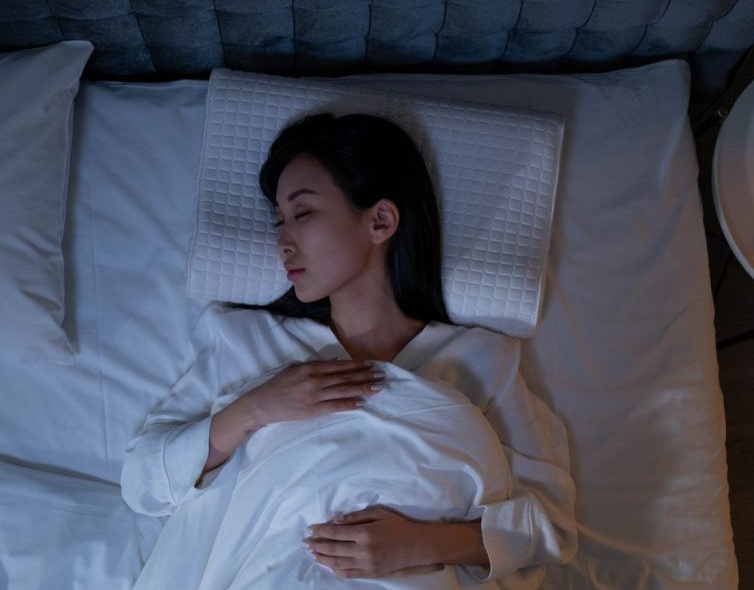 Badan Terasa Melayang dan Susah Tidur (atau Melayang Saat Tidur)